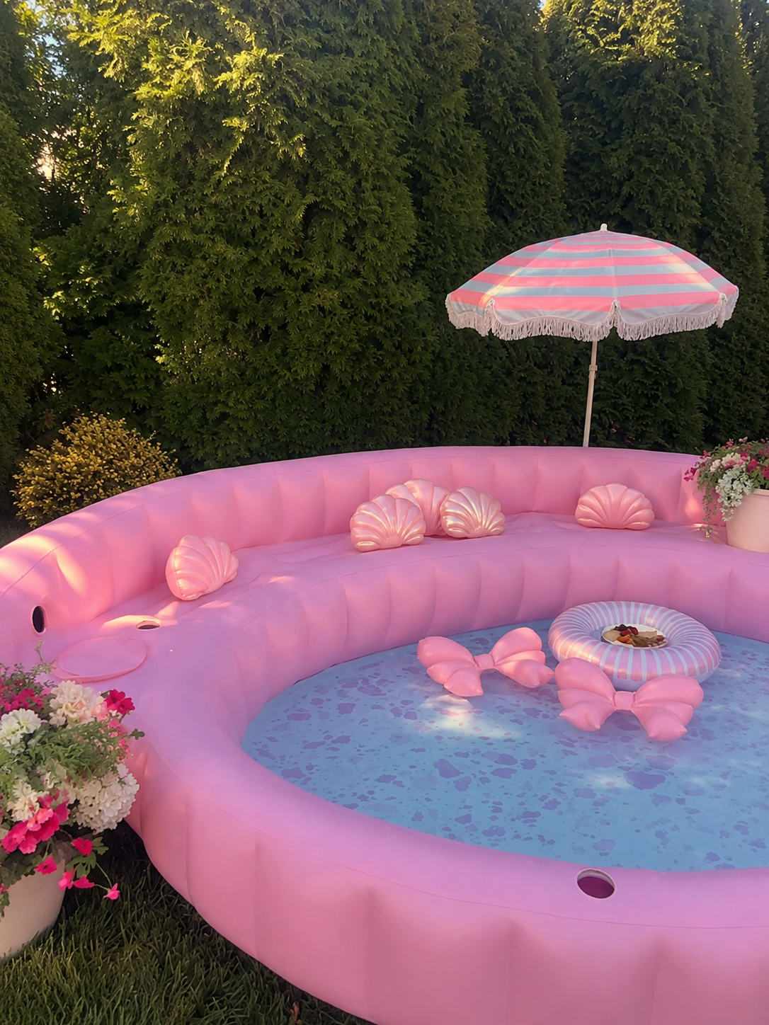 Paradise Sofa Pool product shot 2